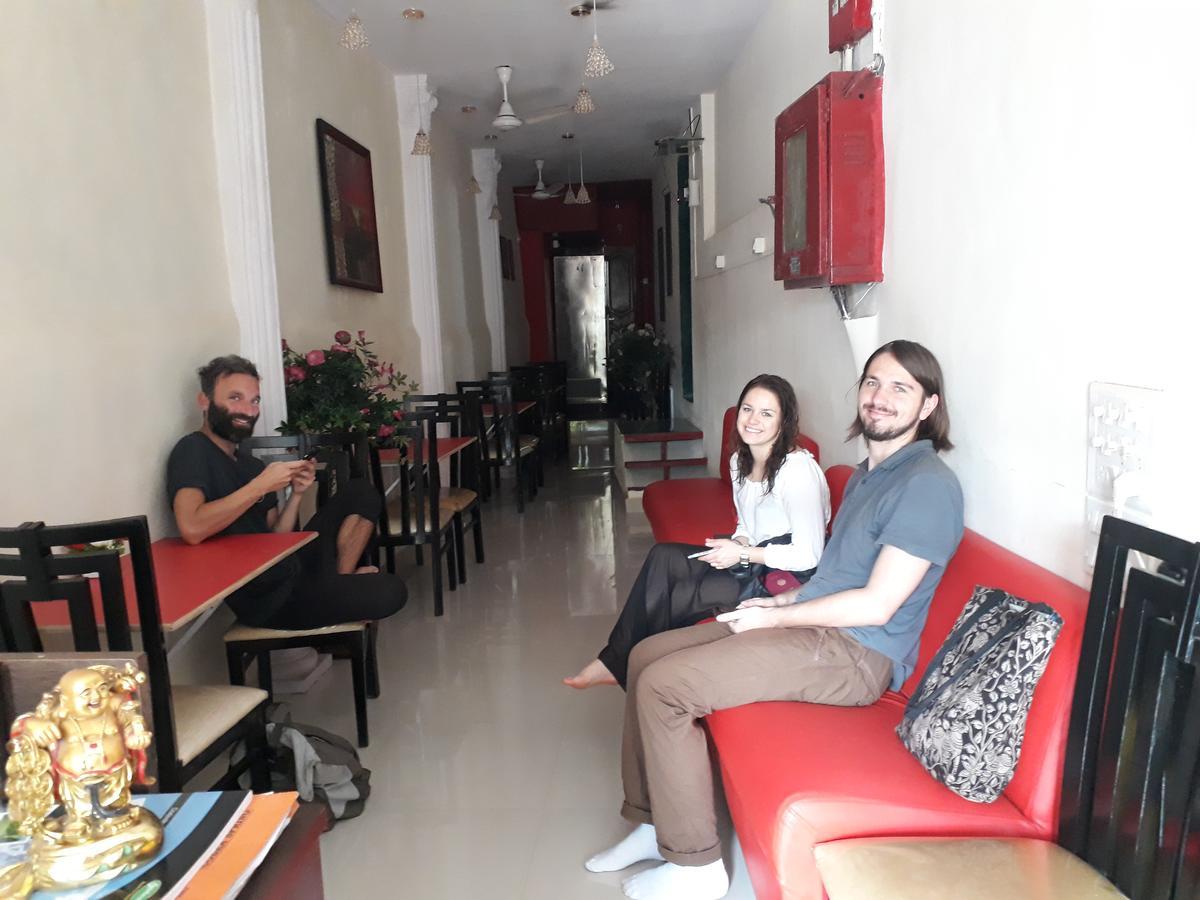 Town Hostel Mumbai - Ac Dormitory Ngoại thất bức ảnh
