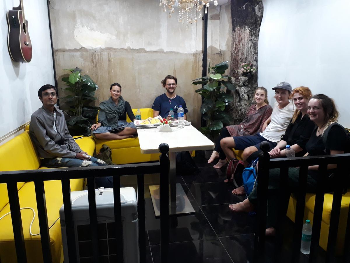 Town Hostel Mumbai - Ac Dormitory Ngoại thất bức ảnh