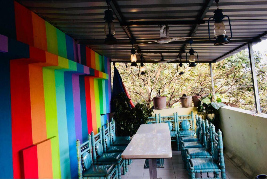 Town Hostel Mumbai - Ac Dormitory Ngoại thất bức ảnh